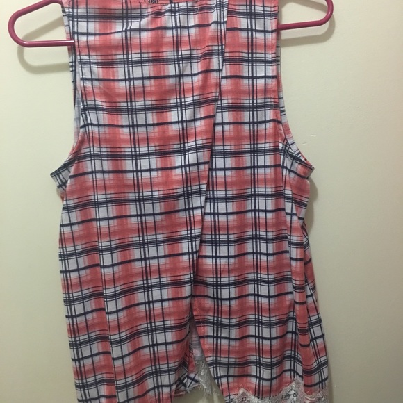 Butterfly back blouse - Picture 2 of 2